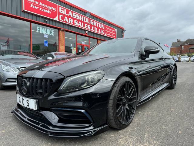 Mercedes-Benz C 63 AMG 4.0 AMG C 63 AUTO -HEAD UP DISPLAY-PAN ROOF- Coupe Petrol Black