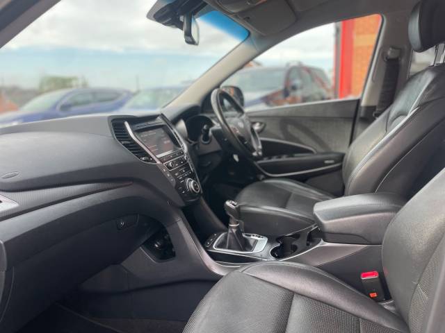 2017 Hyundai Santa Fe 2.2 CRDi Blue Drive Premium 5dr [7 Seats]