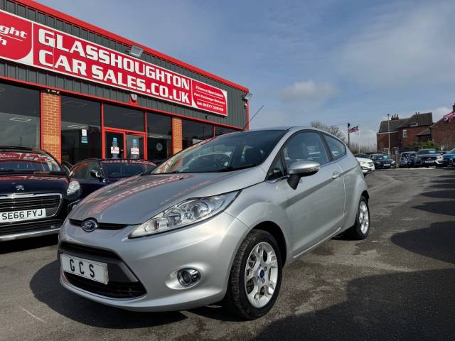 Ford Fiesta 1.25 Zetec 3dr [82] -JUST 26,000 MILES- Hatchback Petrol Silver