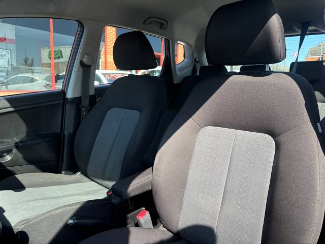 2014 Kia Venga 1.6 2 5dr Auto -FULL SERVICE HISTORY-