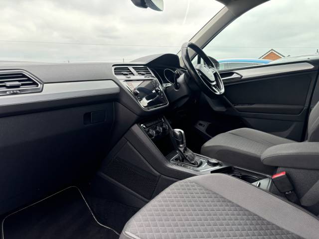2018 Volkswagen Tiguan 2.0 TDi 190 4Motion SE Nav 5dr DSG -FSH-