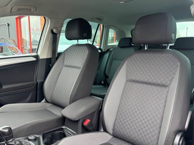 2018 Volkswagen Tiguan 2.0 TDi 190 4Motion SE Nav 5dr DSG -FSH-