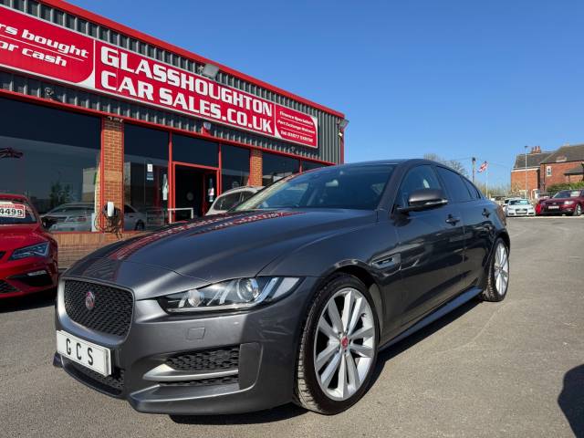Jaguar XE 2.0d [180] R-Sport 4dr Auto -FULL SERVICE HISTORY- Saloon Diesel Grey