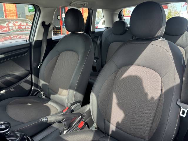 2017 Mini Hatchback 1.5 Cooper 5dr Auto -1 FORMER KEEPER-