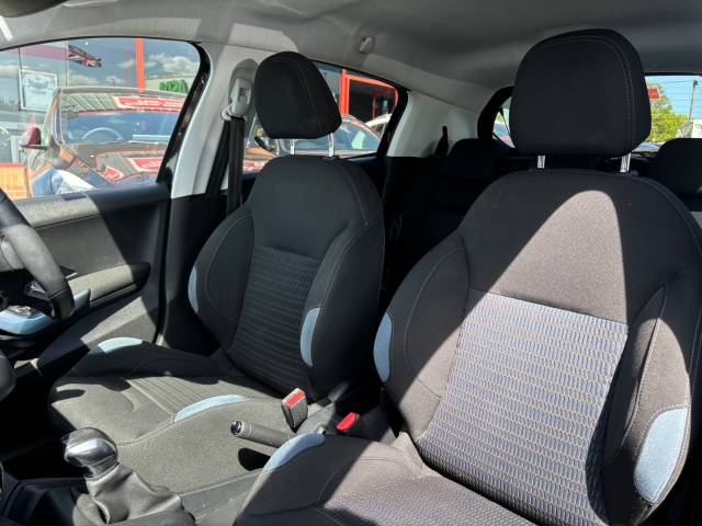 2012 Peugeot 208 1.6 e-HDi Allure 5dr -FULL SERVICE HISTORY-