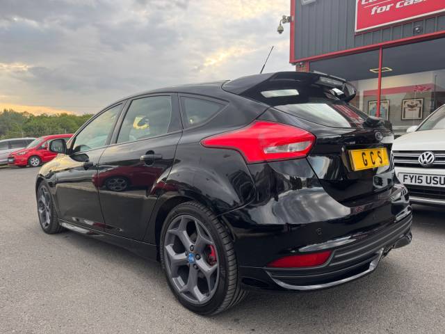2016 Ford Focus 2.0 TDCi 185 ST-3 5dr -8 SERVICES-