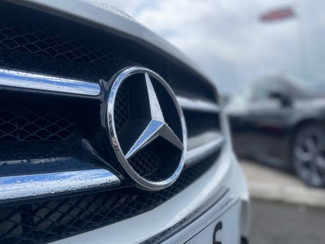 2015 Mercedes-Benz GLA 2.0 GLA 250 4Matic AMG Line 5dr Auto [Premium] FULL SERVICE HISTORY
