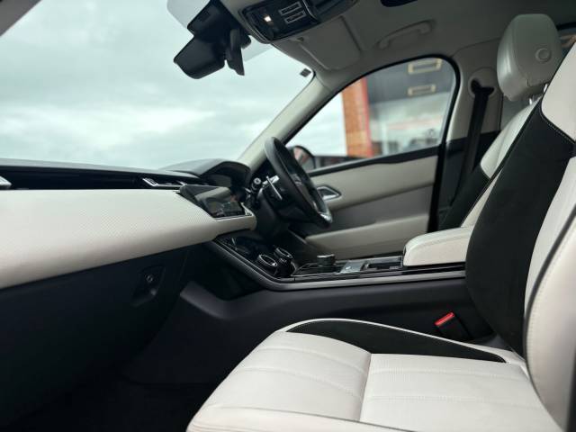 2017 Land Rover Range Rover Velar 2.0 D240 R-Dynamic SE 5dr Auto -FULL SERVICE HISTORY-