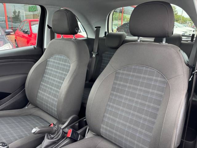 2015 Vauxhall Adam 1.4i Glam 3dr -FULL SERVICE HISTORY-