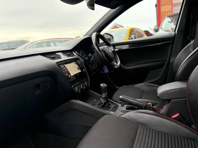 2016 Skoda Octavia 2.0 TDI CR vRS 5dr - FSH INC TIMING BELT-