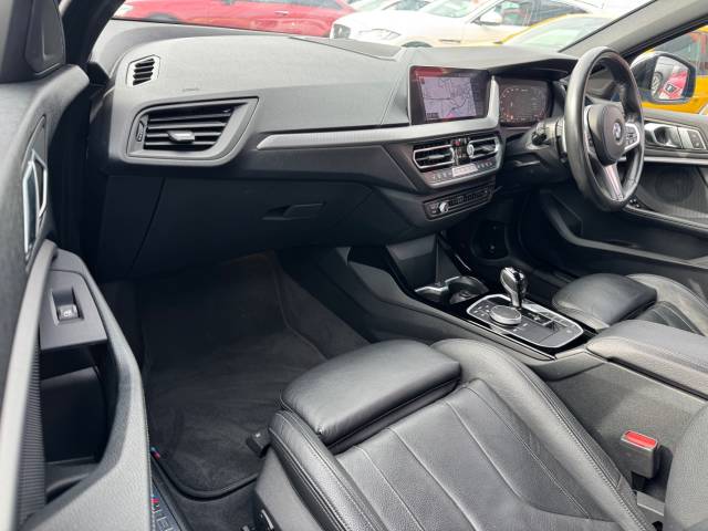 2021 BMW 1 Series 2.0 M135i xDrive 5dr Step Auto - 1 FORMER KEEPER - FULL BMW SERVICE HISTORY -