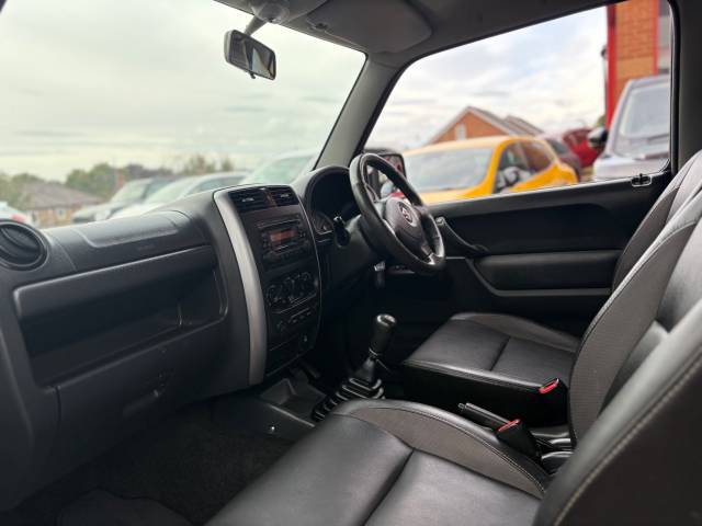 2011 Suzuki Jimny 1.3 VVT SZ4 3dr - 2 FORMER KEEPER - FULL SERVICE HISTORY -
