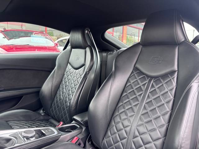2017 Audi TTS 2.0T FSI Quattro TTS 2dr -2 FORMER KEEPERS - FULL AUDI SERVICE HISTORY -