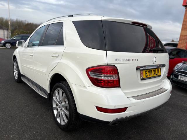 2011 Mercedes-Benz M Class 3.0 ML350 CDI BlueEFFICIENCY Grand Edition 5dr TipAuto - FULL SERVICE HISTORY -