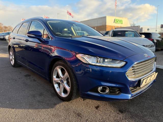 2016 Ford Mondeo 2.0 TDCi Titanium 5dr - FULL SERVICE HISTORY - 1 FORMER KEEPER -