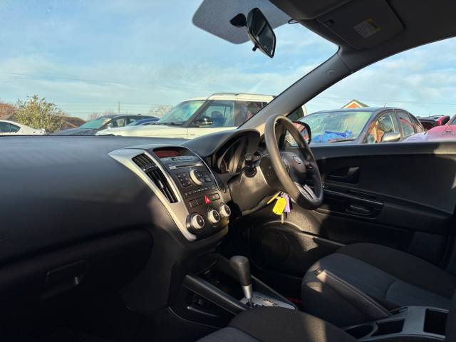 2010 Kia Ceed 1.6 1 5dr Auto - FSH -