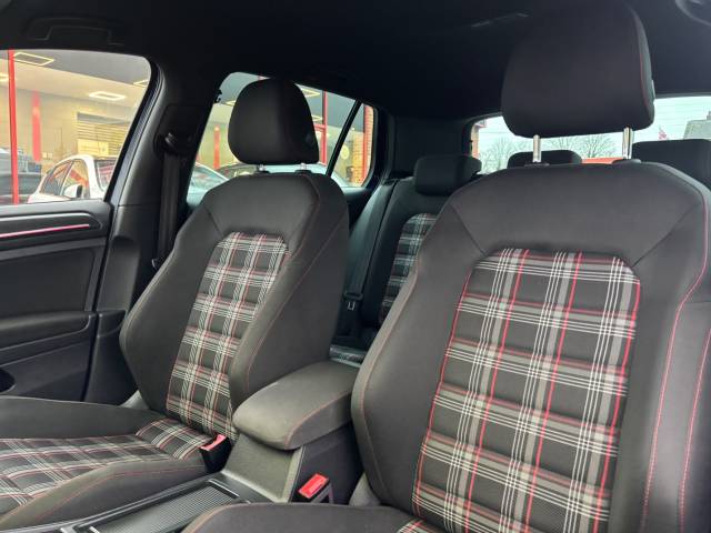 2019 Volkswagen Golf 2.0 TSI 245 GTI Performance 5dr DSG - 1 FORMER KEEPER - SERVICE HISTORY -
