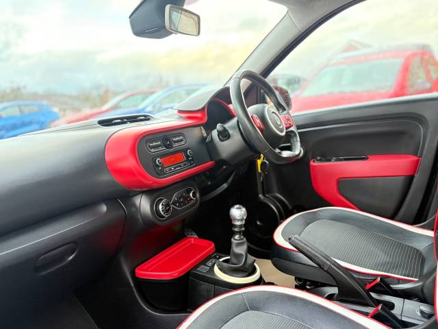 2015 Renault Twingo 0.9 TCE Dynamique S 5dr [Start Stop] - FULL SERVICE HISTORY -
