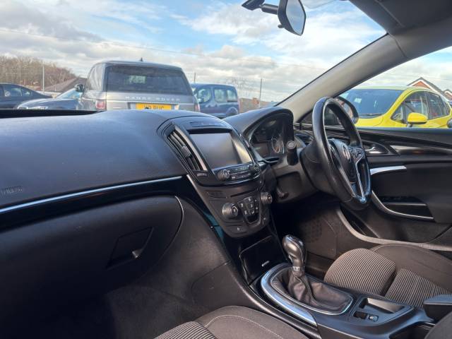 2017 Vauxhall Insignia 1.6 CDTi SRi Nav 5dr [Start Stop] -FSH-