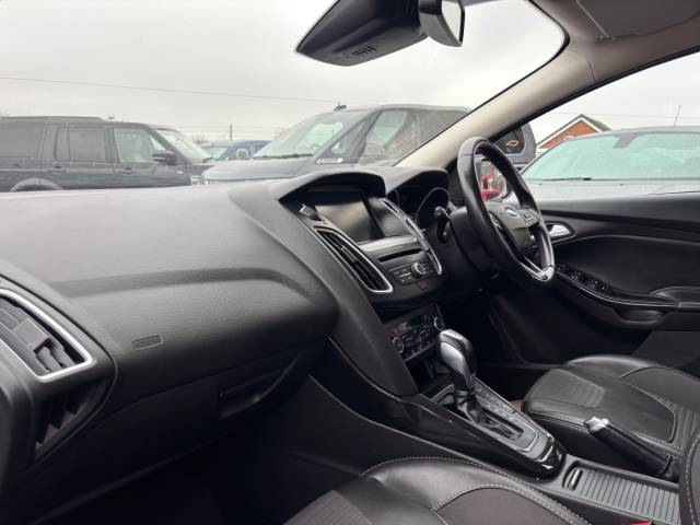 2015 Ford Focus 2.0 TDCi Titanium X 5dr Powershift -1 FORMER KEEPER - SERVICE HISTORY -