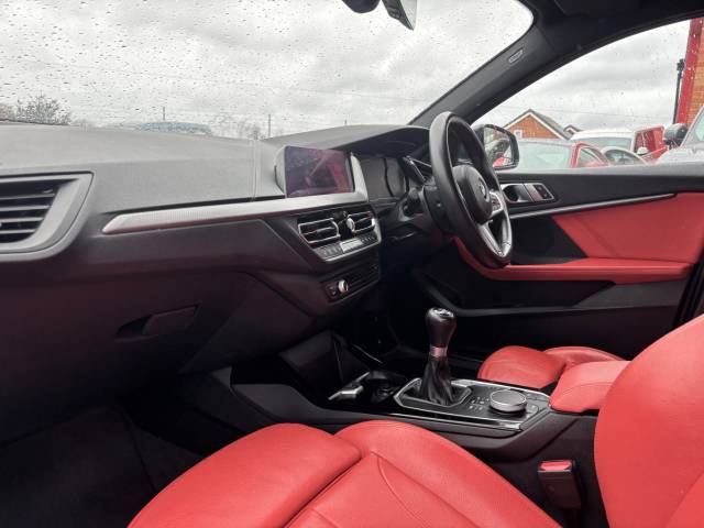 2020 BMW 1 Series 1.5 118i M Sport 5dr -FULL SERVICE HISTORY-