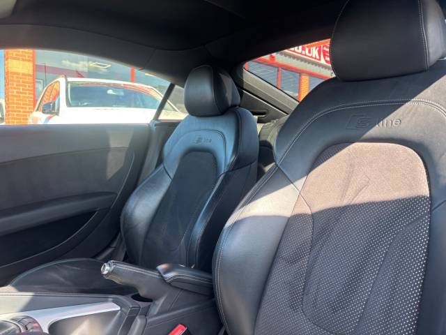 2013 Audi TT 2.0 TDI Quattro Black Edition 2dr