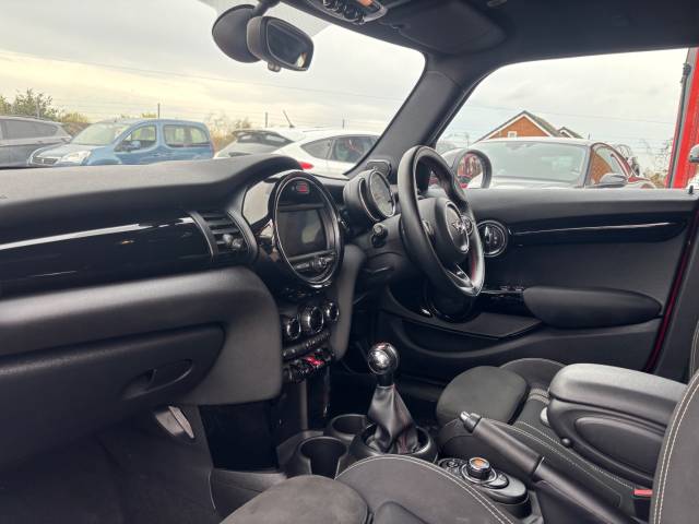 2018 Mini Hatchback 1.5 Cooper Sport II 5dr