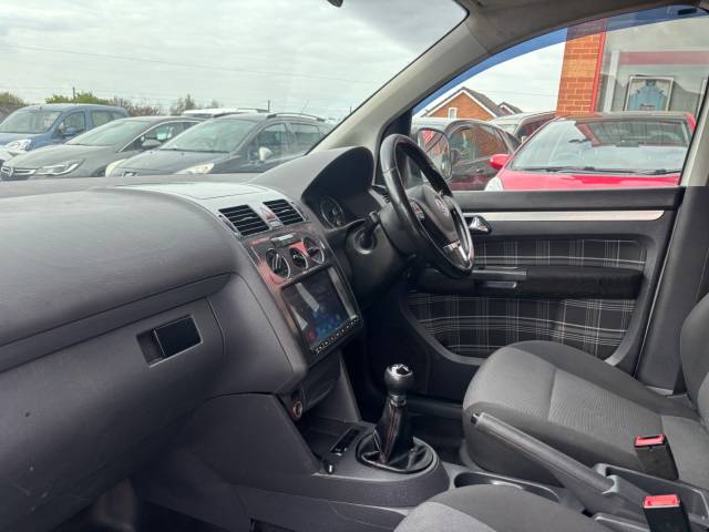 2013 Volkswagen Caddy 1.6 TDI 75PS Startline Van - TB KIT -