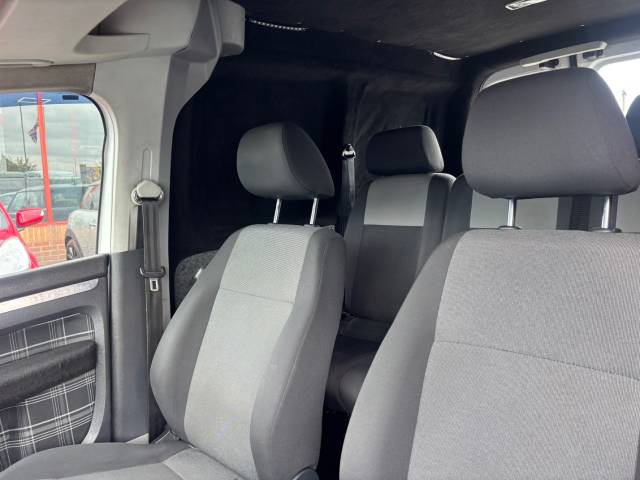 2013 Volkswagen Caddy 1.6 TDI 75PS Startline Van - TB KIT -
