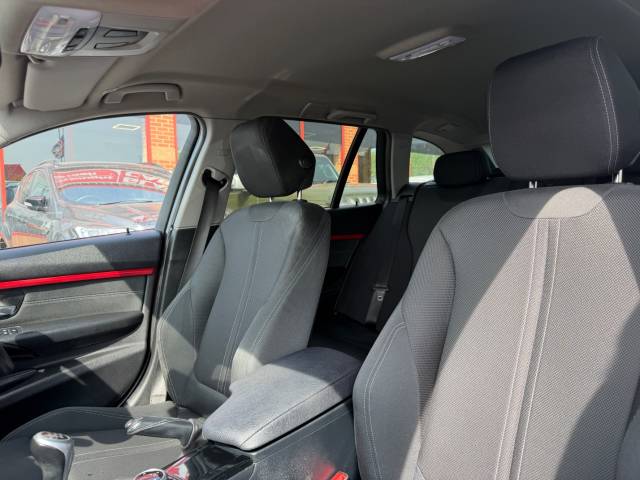 2018 BMW 3 Series 2.0 318d Sport 5dr FULL BMW SERVICE HISTORY