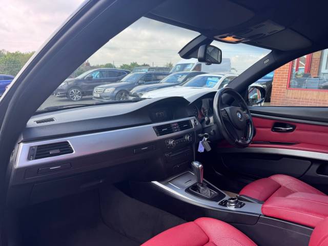 2012 BMW 3 Series 3.0 325d M Sport 2dr Step Auto