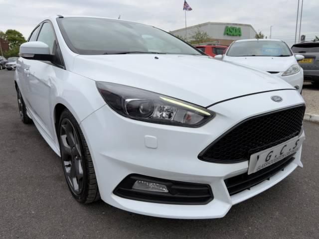 2017 Ford Focus 2.0T EcoBoost ST-3 5dr