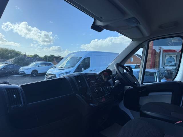 2014 Peugeot Boxer 2.2 HDi H1 Professional Van 110ps