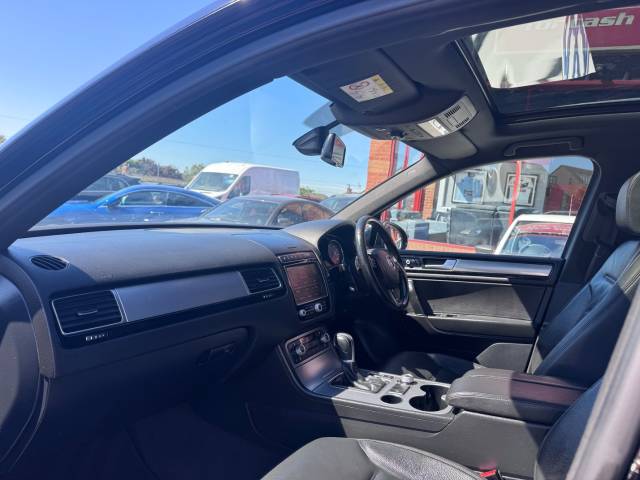 2015 Volkswagen Touareg 3.0 V6 TDI BlueMotion Tech 262 R-Line 5dr Tip Auto