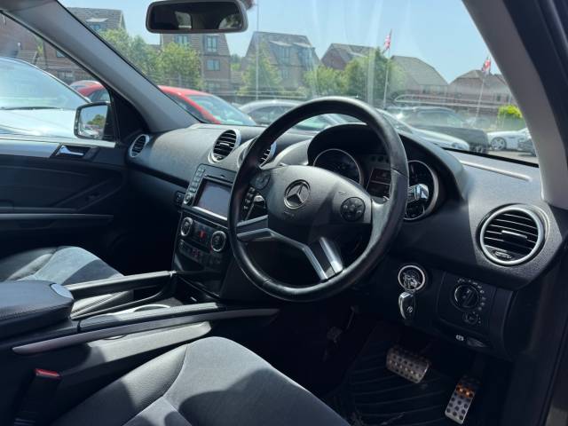 2011 Mercedes-Benz M Class 3.0 ML300 CDi BlueEFFICIENCY [204] Sport 5dr Tip Auto