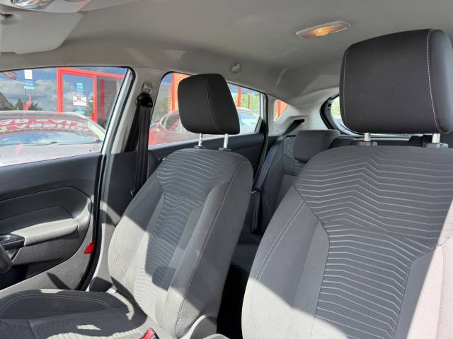 2014 Ford Fiesta 1.6 Zetec 5dr Powershift