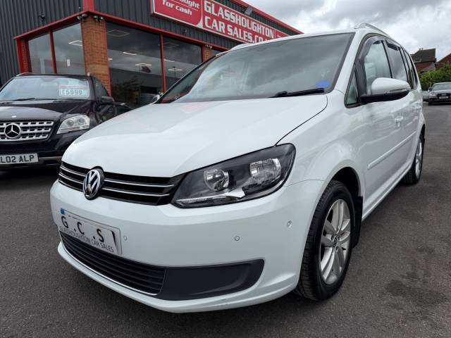 Volkswagen Touran 1.6 TDI 105 BlueMotion Tech SE 5dr - FULL SERVICE HISTORY - TIMING BELT REPLACED - MPV Diesel White