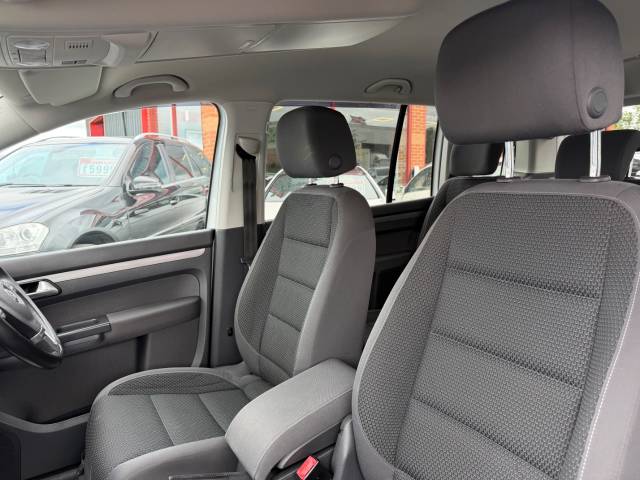 2014 Volkswagen Touran 1.6 TDI 105 BlueMotion Tech SE 5dr - FULL SERVICE HISTORY - TIMING BELT REPLACED -