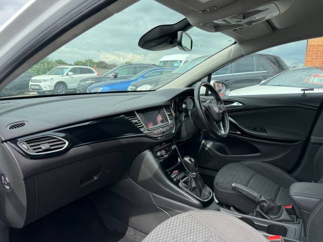 2018 Vauxhall Astra 1.4T 16V 150 SRi 5dr