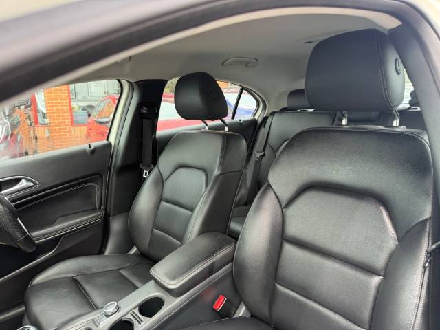 2015 Mercedes-Benz A Class 2.1 A200d Sport Executive 5dr -FULL MERC HISTORY-