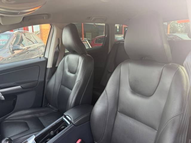 2015 Volvo XC60 2.4 D4 [181] SE Lux Nav 5dr AWD -1 OWNER + FULL SERVICE HISTORY-