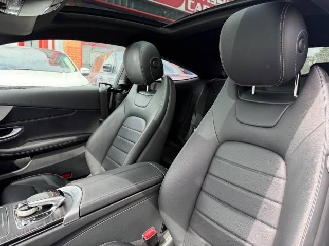 2016 Mercedes-Benz C Class 2.0 C200 AMG Line Premium Plus 2dr Auto