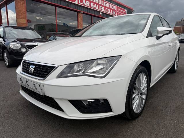SEAT Leon 1.2 TSI SE Dynamic Technology 5dr - FSH - Hatchback Petrol White