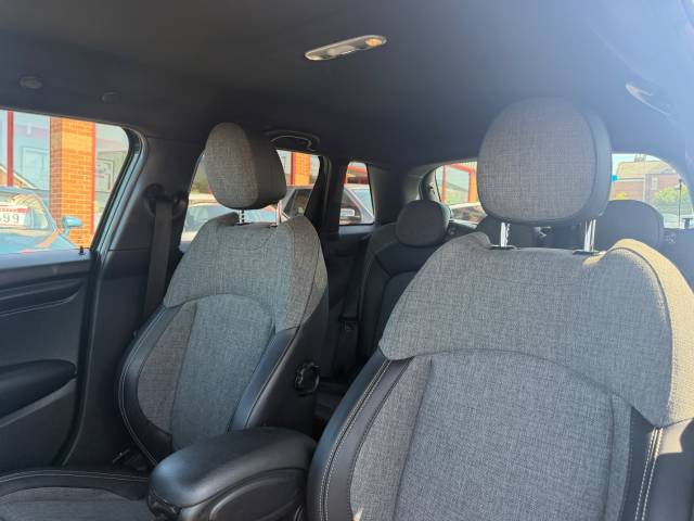 2016 Mini Hatchback 1.5 Cooper 5dr -1 OWNER + FSH-