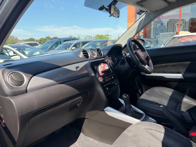 2018 Suzuki Vitara 1.6 SZ5 5dr -1 OWNER + FSH-
