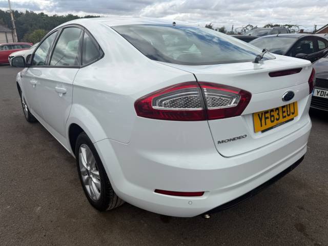 2013 Ford Mondeo 1.6 Graphite 5dr - 1 FORMER KEEPER - FULL SERVICE HISTORY - TIMING BELT REPLACED -