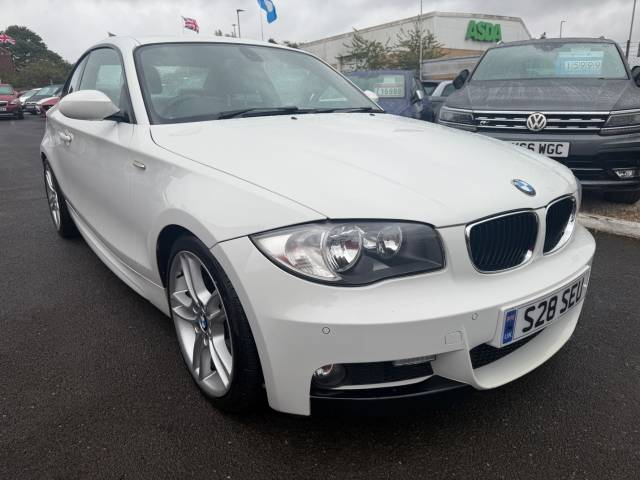 2009 BMW 1 Series 3.0 125i M Sport 2dr Step Auto - 1 FORMER KEEPER - FULL SERVICE HISTORY -