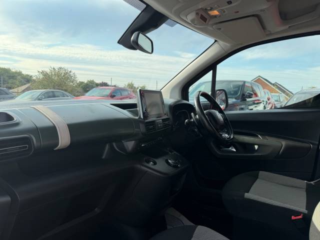2021 Citroen Berlingo 1.2 PureTech 130 Flair XTR M 5dr EAT8 - 1 OWNER - TB KIT REPLACED -