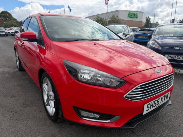 2016 Ford Focus 1.5 TDCi 120 Titanium 5dr - 1 FORMER KEEPER - FULL SERVICE HISTORY -