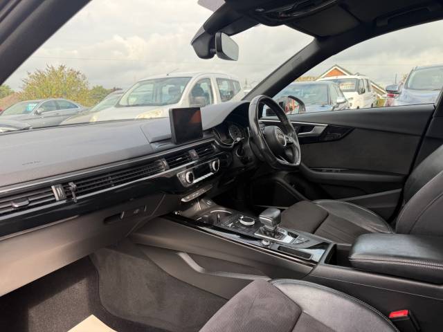 2017 Audi A4 3.0 TDI Black Edition 4dr S Tronic - 1 FORMER KEEPER -